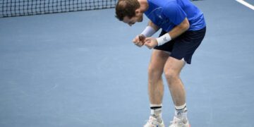 Andy Murray wins in Australia for 1st time since 2017