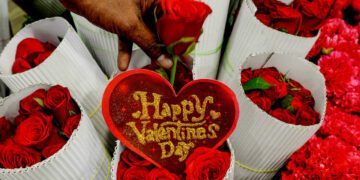 Valentine’s Day: An occasion with different stories in Egypt