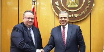 Manpower min., ILO director discuss national employment strategy in Egypt