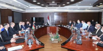 Egypt, Hungary discuss co-operation in railway industry