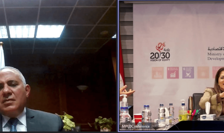 Egyptian Minister of Irrigation and Water Resources Mohamed Abdel Ati (L) had video-conference talks with Planning and Economic Development Minister Hala el Saeed on the progress realized so far in the 2021-2022 investment plan.