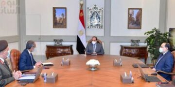 Sisi directs to use top-notch technology in communication, digitization projects