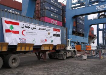 Egypt sends aid ship to Lebanon