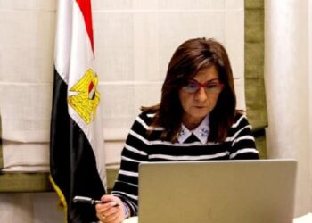 Makram holds meeting with Egyptian community representatives, students in Ukraine