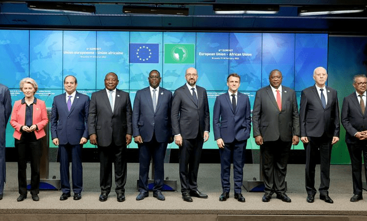 President Sisi poses for photo-op with leaders participating in EU-AU Summit 1 - Egyptian Gazette President Abdel Fattah El Sisi (3rd L) poses for photo-op with leaders participating in EU-AU Summit.