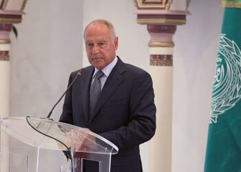 Arab League chief arrives in Beirut