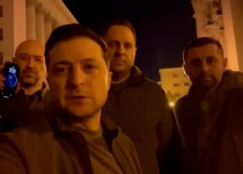 Zelenskyy warns Russia will storm Kyiv