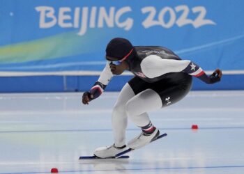 Jackson makes history after winning gold in speedskating