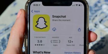 Snap beats revenue estimates in recovery from Apple privacy changes 1 - Egyptian Gazette Snap beats revenue estimates in recovery from Apple privacy changes