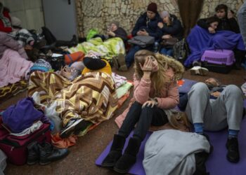 Russia invades Ukraine on many fronts