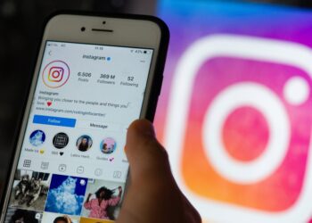 Instagram adds simpler, private likes on Stories