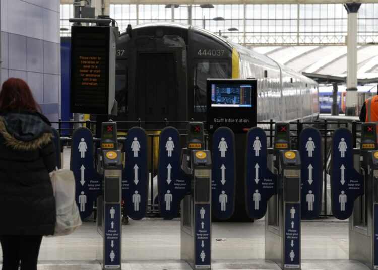 At least 9 more deaths as 2nd major storm hits north Europe 1 - Egyptian Gazette Signs showing cancellations across the board as commuters look at options as all trains from Waterloo Station are cancelled due to sever weather n London, on Feb. 18, 2022.