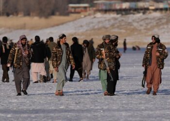 Taliban free detained UNHCR staff, 2 foreign journalists