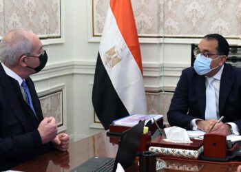 Egypt keen to lure investments to SCZone – PM