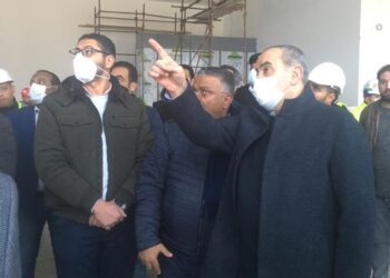 Egypt mulls using solar energy to light up new airport