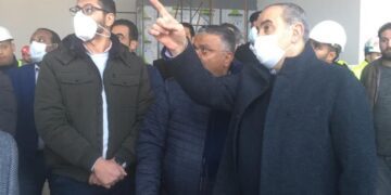 Egypt mulls using solar energy to light up new airport