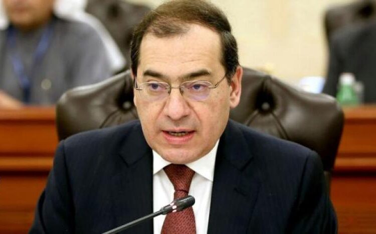 Petroleum Ministry signs natural gas deal with Russia 2 - Egyptian Gazette Petroleum Ministry signs natural gas deal with Russia 1 - Egyptian Gazette