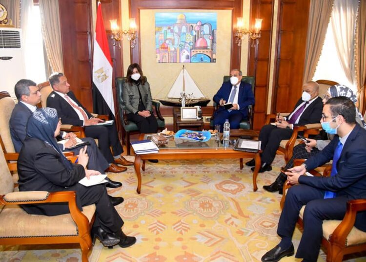 Emigration min. lauds support of Military Production Ministry for "Egypt Can" conference 1 - Egyptian Gazette