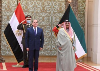 Kuwaiti CP receives Sisi at Kuwait Int’l Airport