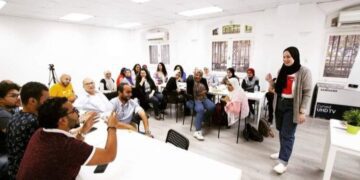 Lively copy without cliche