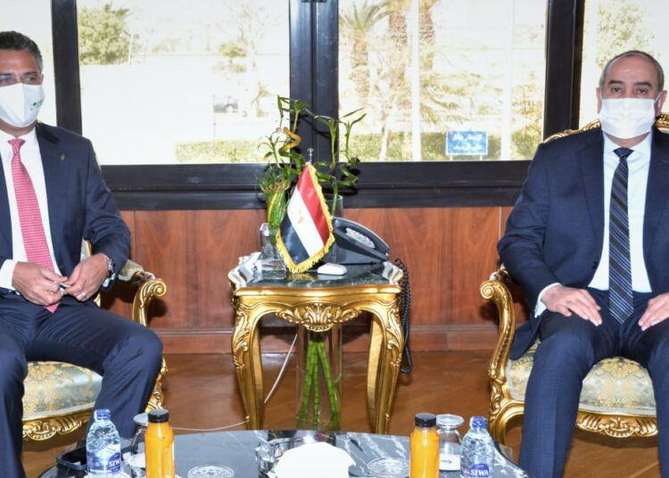 Logistical co-operation between Aviation Ministry, Egyptian Post 2 - Egyptian Gazette Logistical co-operation between Aviation Ministry, Egyptian Post 1 - Egyptian Gazette