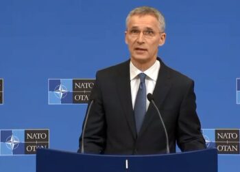 NATO urges more Russia talks to defuse Ukraine crisis