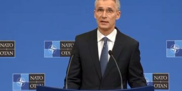 NATO urges more Russia talks to defuse Ukraine crisis