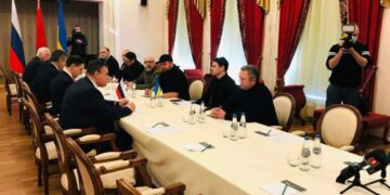Russia-Ukraine talks in Belarus launched