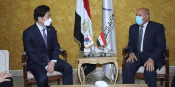 Egypt, S. Korea discuss cooperation in field of railways 1 - Egyptian Gazette Egypt, S. Korea discuss cooperation in field of railways