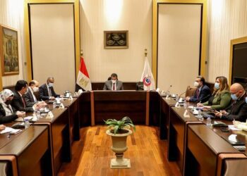 Acting health min. follows up national plan to combat HIV/AIDS