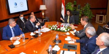 Emigration minister reviews final preparations for 'Egypt Can with Industry' conference 1 - Egyptian Gazette Emigration minister reviews final preparations for ‘Egypt Can with Industry’ conference