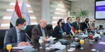 Environment minister confers with Green Climate Fund chief on climate projects