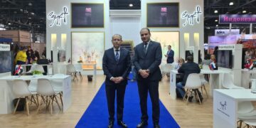 Amb. inspects Egyptian pavilion in MITT in Moscow