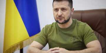 Ukraine president makes surprise appearance at Doha Forum