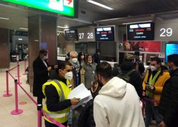 Flight carrying 174 Egyptians who fled Ukraine to Poland arrives at Cairo airport