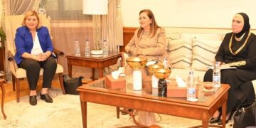 Planning, trade ministers discuss with Israeli minister trade co-operation
