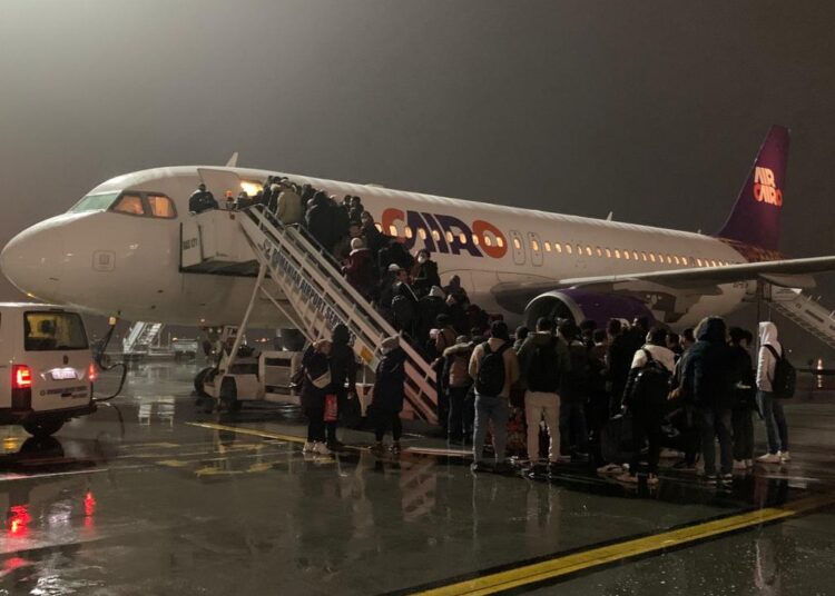 Air Cairo flight to transport Egyptian students in Romania to Cairo 2 - Egyptian Gazette Air Cairo flight to transport Egyptian students in Romania to Cairo 1 - Egyptian Gazette