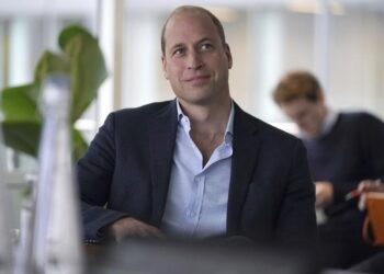 Prince William: Commonwealth links to crown up to the people