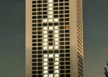 Foreign Ministry lights up its building on centennial celebration