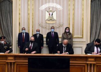 PM witnesses inking of co-operation protocol between Justice Ministry, Notary Department