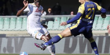 Napoli revives Serie A title hopes with win at Verona