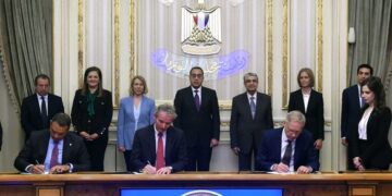 PM witnesses inking of framework deal with Norway for co-operation in renewable energy 1 - Egyptian Gazette PM witnesses inking of framework deal with Norway for co-operation in renewable energy