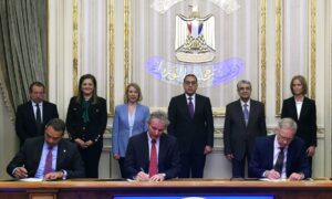 PM witnesses inking of framework deal with Norway for co-operation in renewable energy 4 - Egyptian Gazette PM witnesses inking of framework deal with Norway for co-operation in renewable energy 3 - Egyptian Gazette