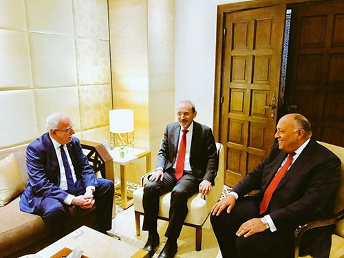 Shoukry meets FMs of Jordan, Palestine 2 - Egyptian Gazette Shoukry meets FMs of Jordan, Palestine 1 - Egyptian Gazette
