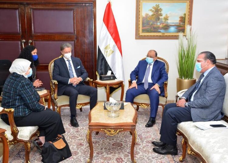 Egypt, UNDP probe areas of joint cooperation 1 - Egyptian Gazette Egyptian Minister of Local Development Mahmoud Shaarawi (2nd R) during his meeting with Resident Representative of the United Nations Development Programme (UNDP) in Egypt Alessandro Fracassetti.