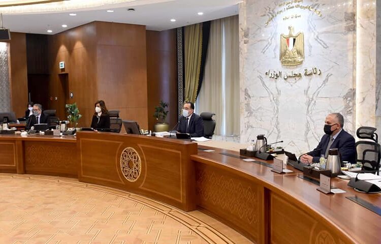 PM directs gov't to monitor markets in order to prevent price manipulation 2 - Egyptian Gazette PM directs gov't to monitor markets in order to prevent price manipulation 1 - Egyptian Gazette
