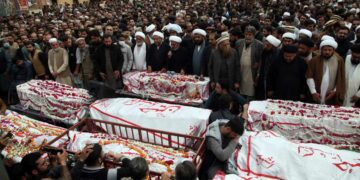 Death toll climbs to 63 in deadly Pakistan IS mosque attack