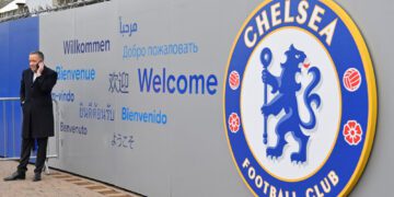 UK says Chelsea can keep playing after Abramovich sanction, sale halted