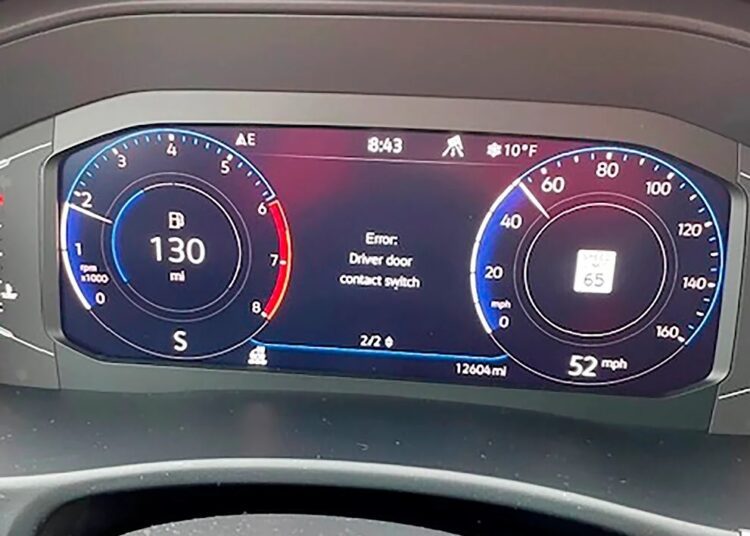 VW recalls over 246,000 SUVs due to unexpected braking 1 - Egyptian Gazette This image provided by Kendall Heiman shows the dashboard of Kendall Heiman's Volkswagen SUV.