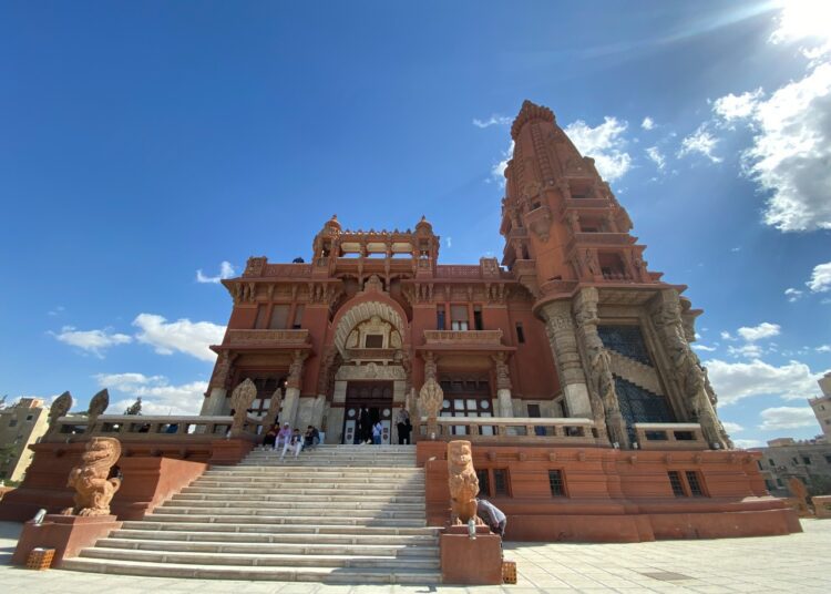 A palace of rumour 1 - Egyptian Gazette